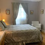 B&B Saint Louis